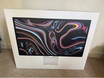 Apple Studio Display 27” 5K Retina Monitor - Original Box