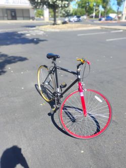 Fixed Gear / Single Speed Bike – Rides Great – $45