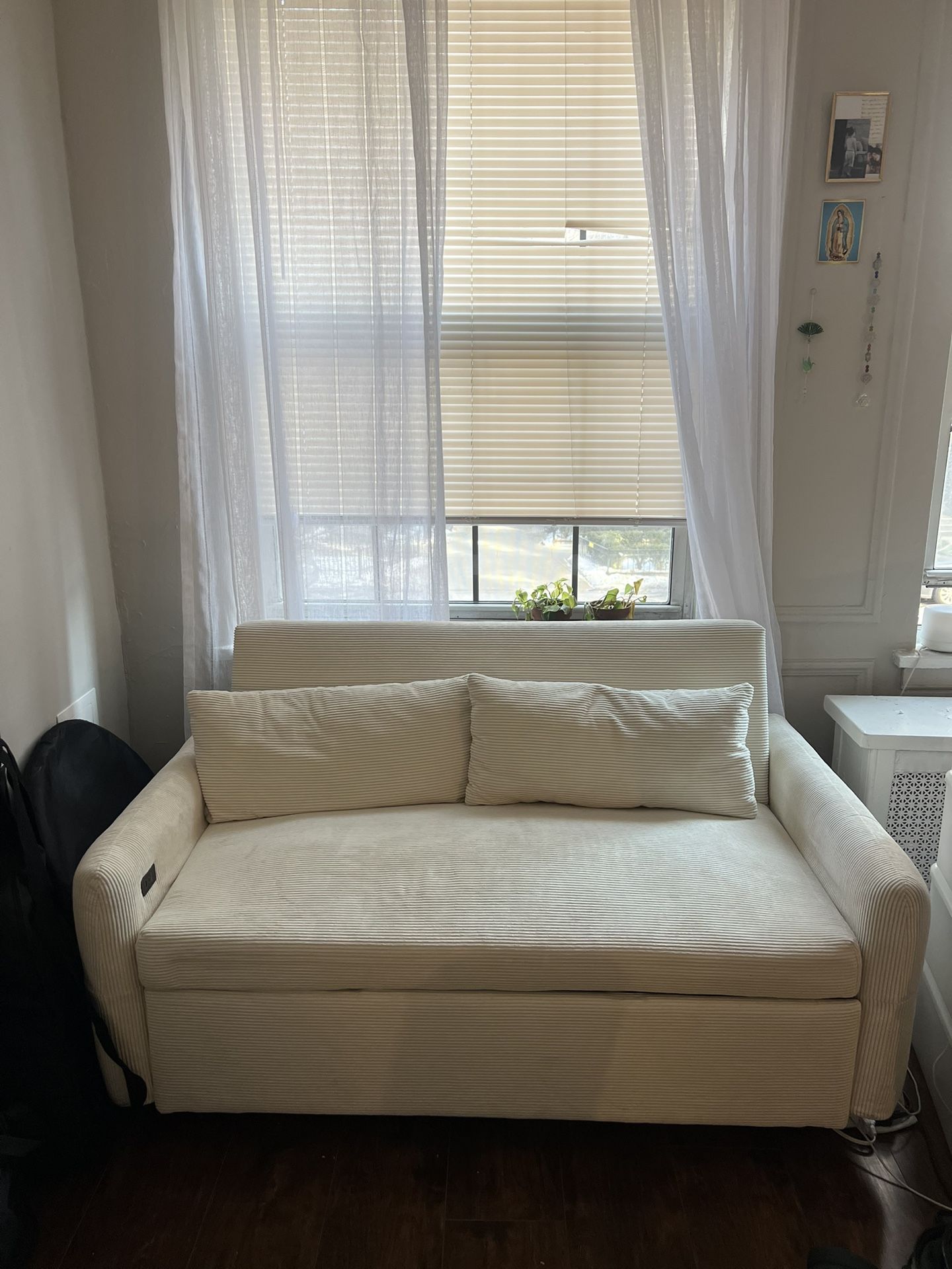 Pull Out Sofa Bed