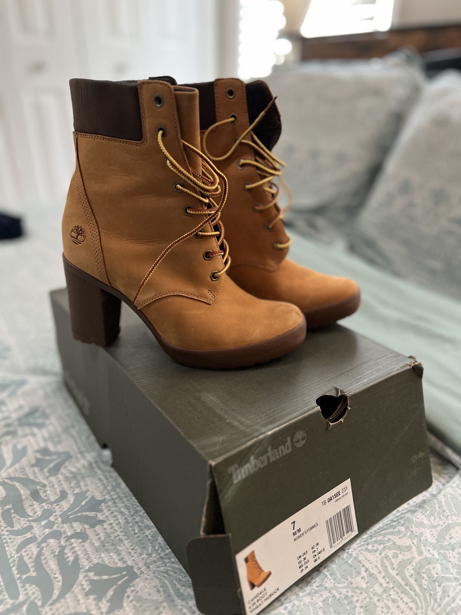 Women’s Timberland Wheat 6” Boot