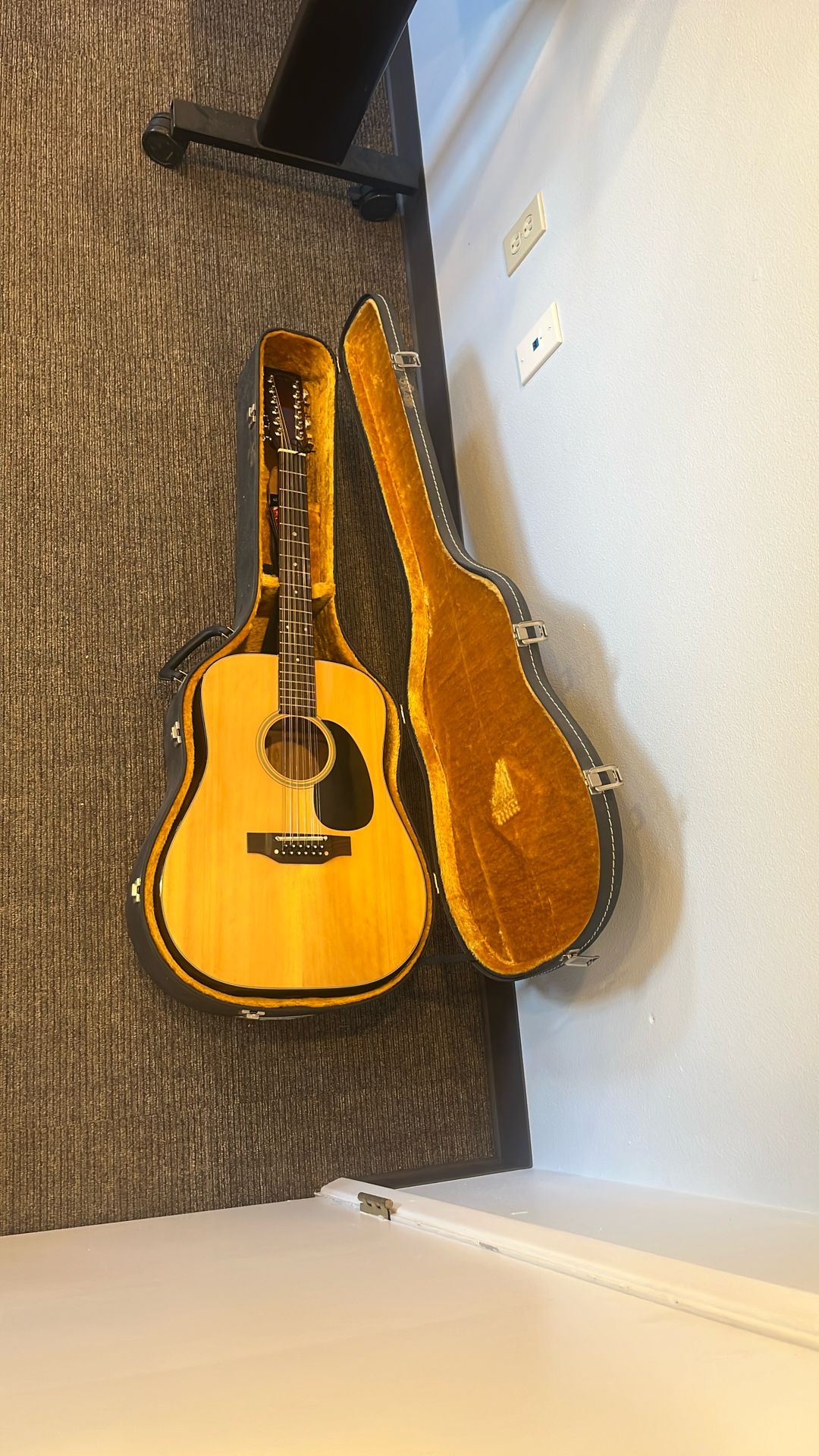 Vintage Guitar - Takamine F385 12 String 