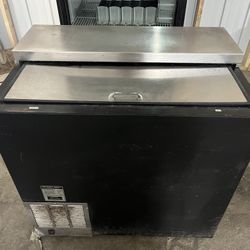 Cooler For Your Food Truck Or Bar Ice Cold 
