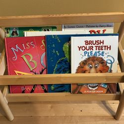Kiddie Book Rack With Books 