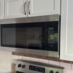Whirlpool Microwave Over The Range