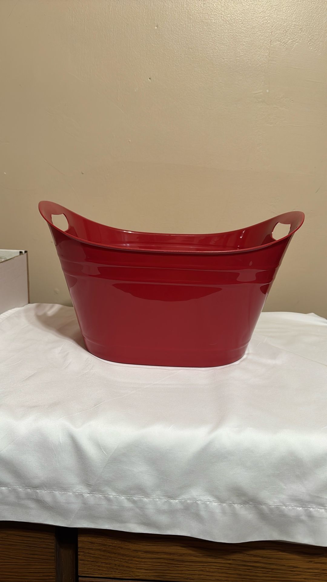 Plastic Storage Container With Handles