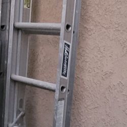 16 ft Extention Ladder, In Great Conditions