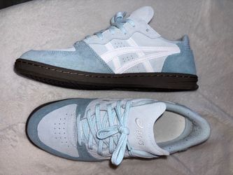 ASICS Low-Top Sneakers Light Blue Suede