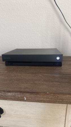 Xbox one project Scorpio with extra storage chip in it