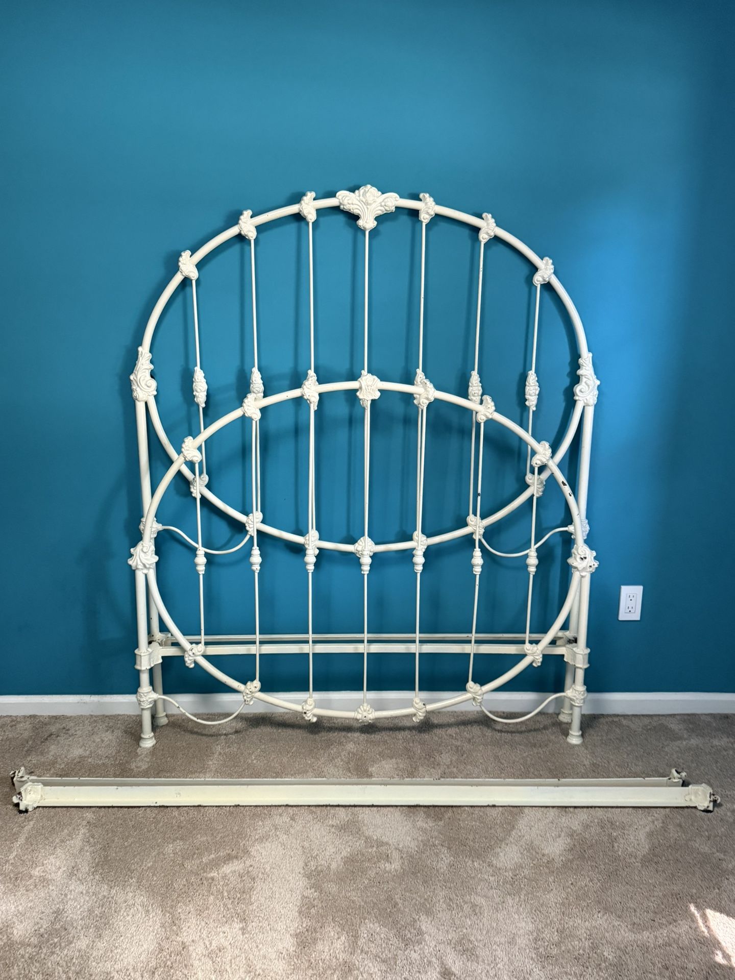 Antique White Full Metal Bed Frame