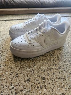 Nike womens