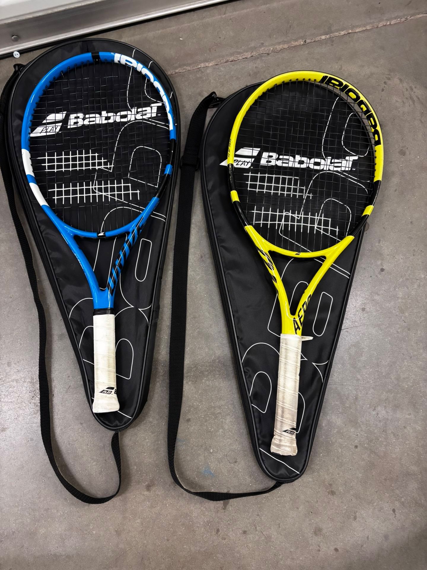 Matching tennis rackets