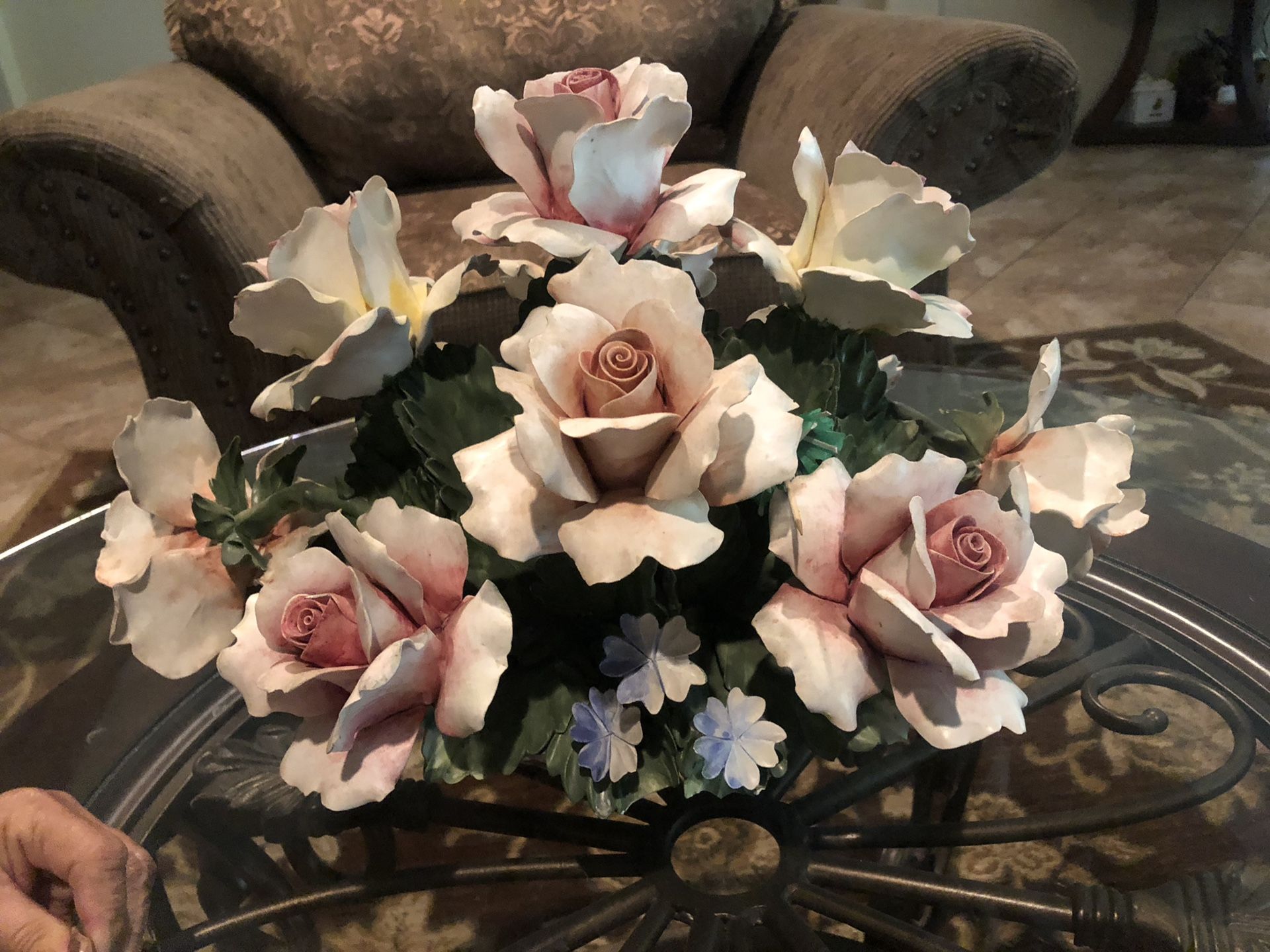 CapoDiMonte Flower Centerpiece