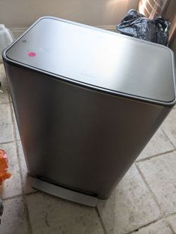 Kosher trash can