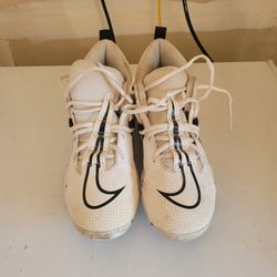 Nike Cleats  Size 8