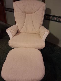 Glider Rocking Chair with Ottoman