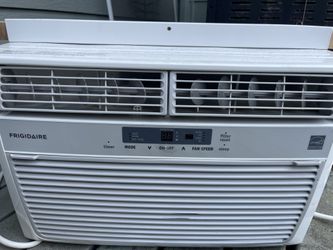 Frigidaire AC Unit