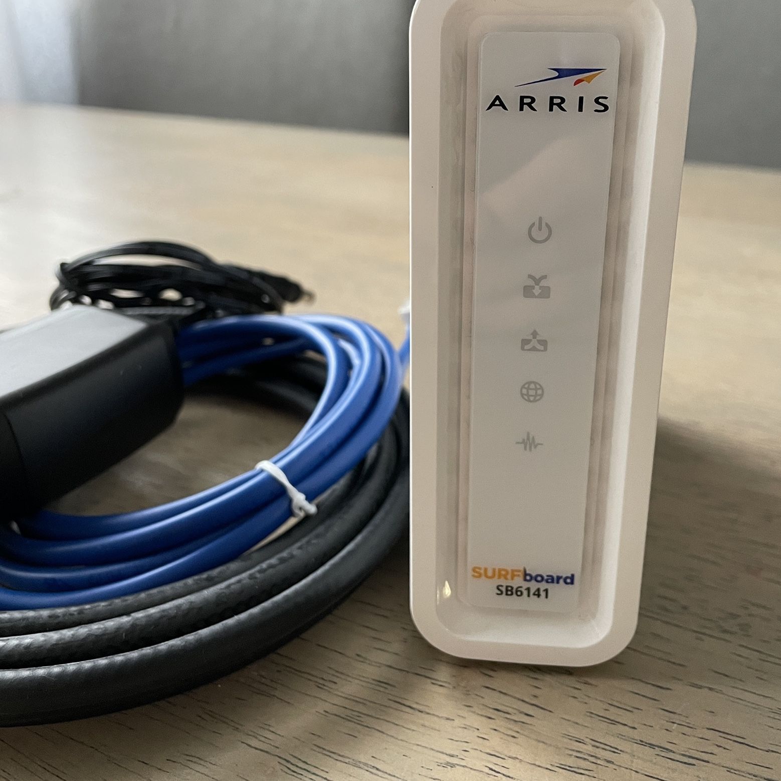 ARRIS SURFboard SB6141 8x4 DOCSIS 3.0 Cable Modem