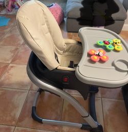 Grayco Convertible Highchair