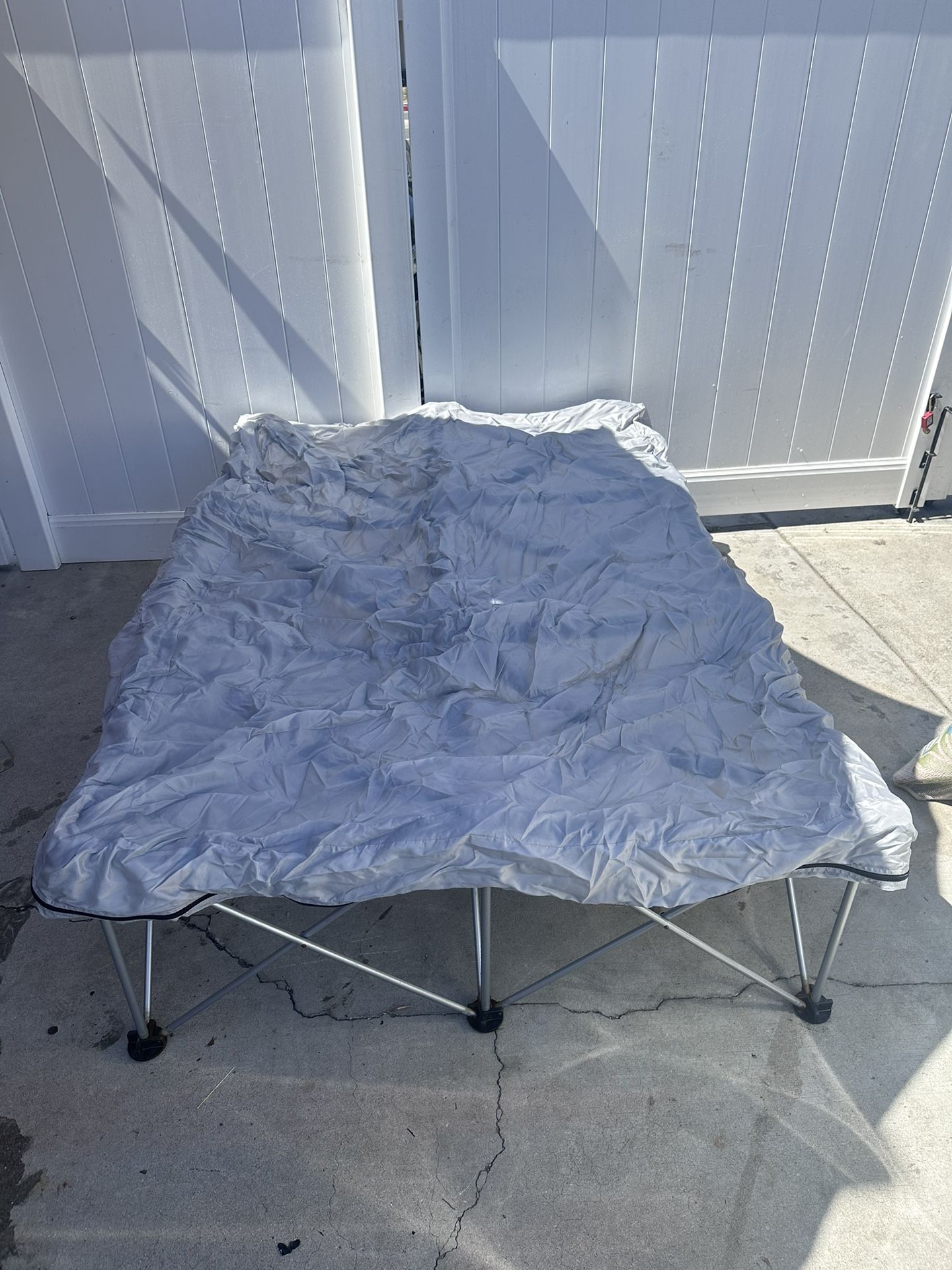 Northwest Territory Instant Bed Frame (Needs Queen Size Air Mattress)