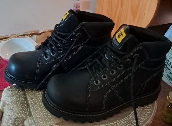CAT work boots