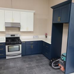 Kitchenette Cabinets Display For Sale