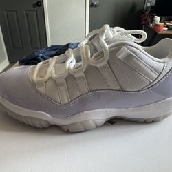 Jordan 11 Retro Low Purple 