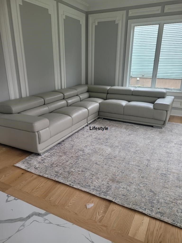 Leather, Made İn ITALY,Light  Grey Sectional,  Fast Delivery,  Finance Available 