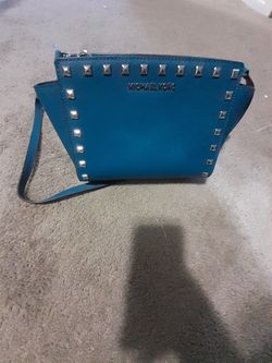 Michael kors cross body bag