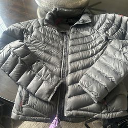 North face Jacket 800  - Woman’s Size Small