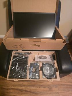 Dell Monitor & Keyboard