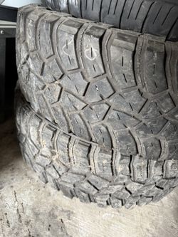 2 Mud Tires