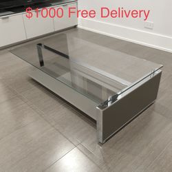 52 Inch Beautiful high quality Antonello Italia “Fan” glass coffee table- Free Delivery 