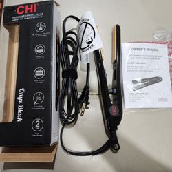 CHI Air 3/4-in. Ceramic Mini Flat Iron
