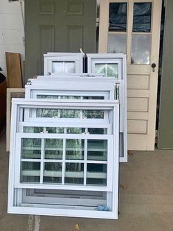 White Vinyl Windows – Lot of Several