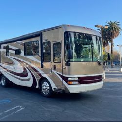 RV Motor Home National Tropical 