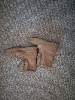 Extreme cold weather military boots