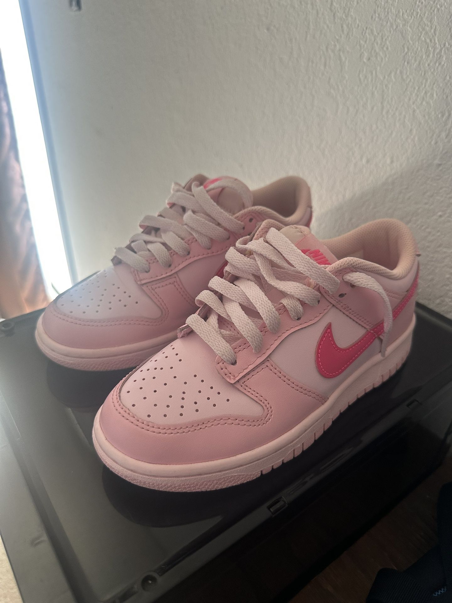 Triple Pink Nike Dunks