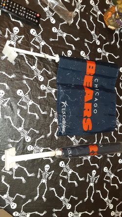 Bears car window flags