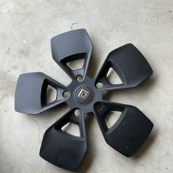 Rivian Hubcaps (New)