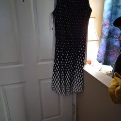 Black Dress With White Diamond Shapedesign