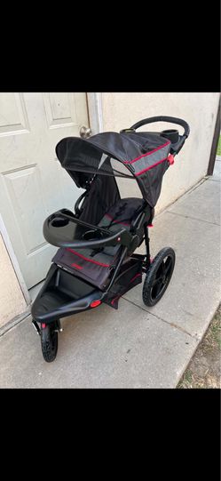 BABY TREND JOGGER STROLLER