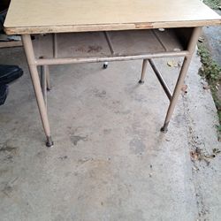 Free Student Desk