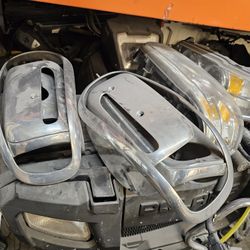 Peterbilt 388 389 567  Headlights