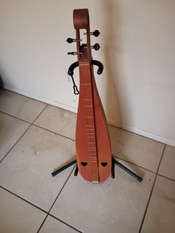 Magic mountain dulcimer