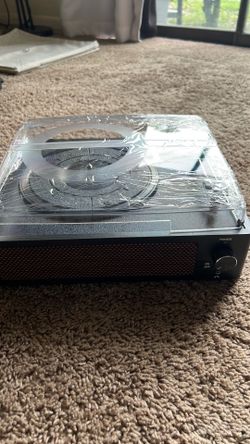New R608 Bluetooth Record Player Turntable – 3-Speed (33/45/78 RPM) Built-in Speakers