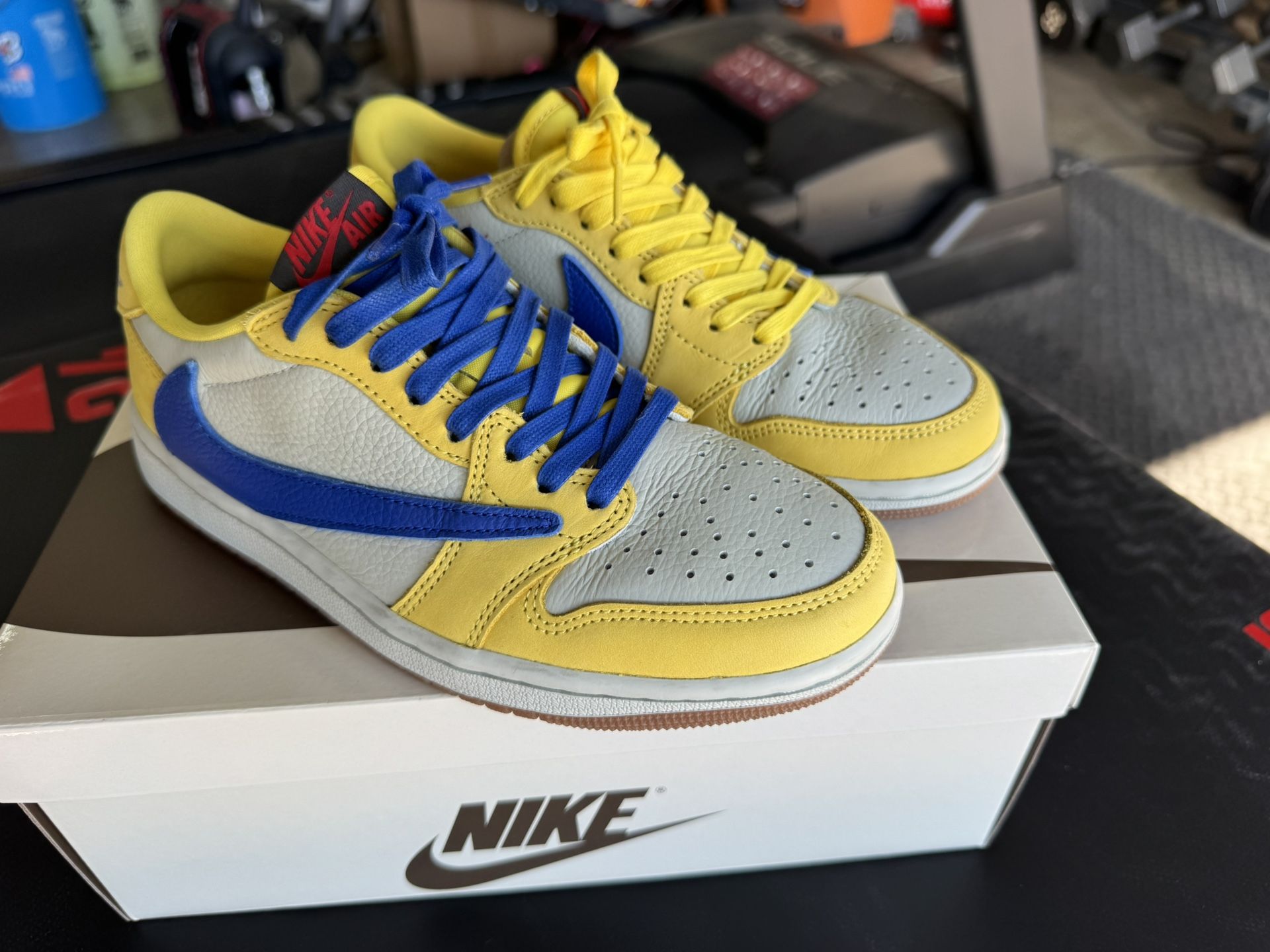 Travis Scott Jordan 1 Canary (6.5W)