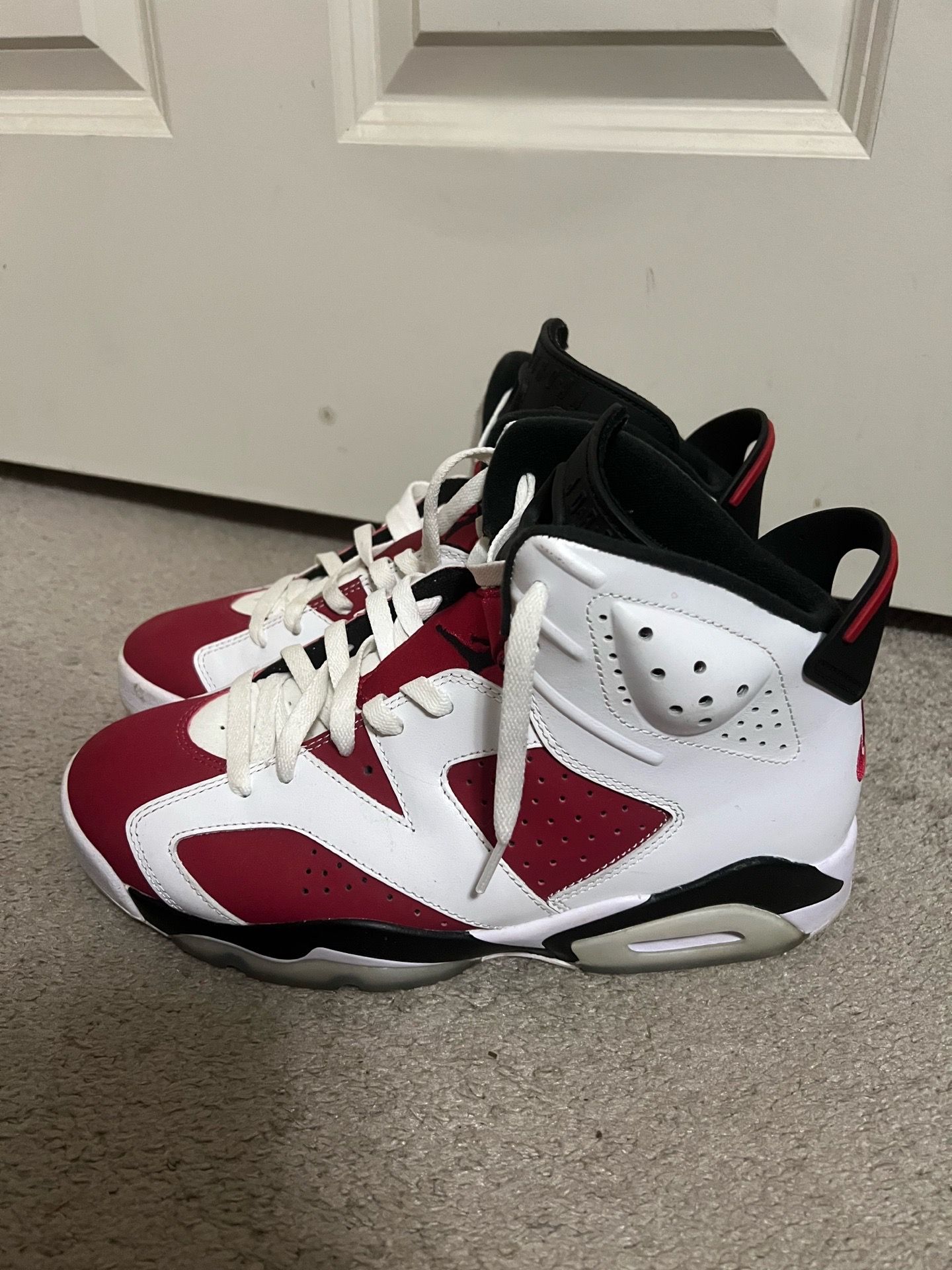 VNDS JORDAN 6 CARMINE SIZE 9
