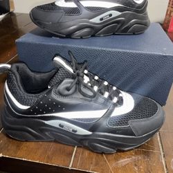 Dior B22 Size 10