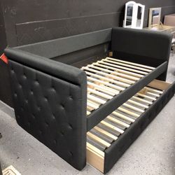 Twin Daybed Solid Wood New In The Box 