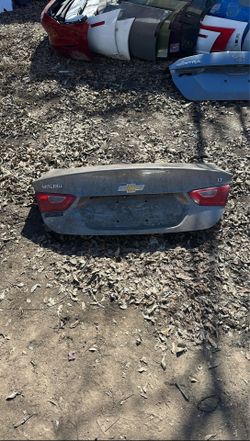2016-23 Chevy Malibu Trunk